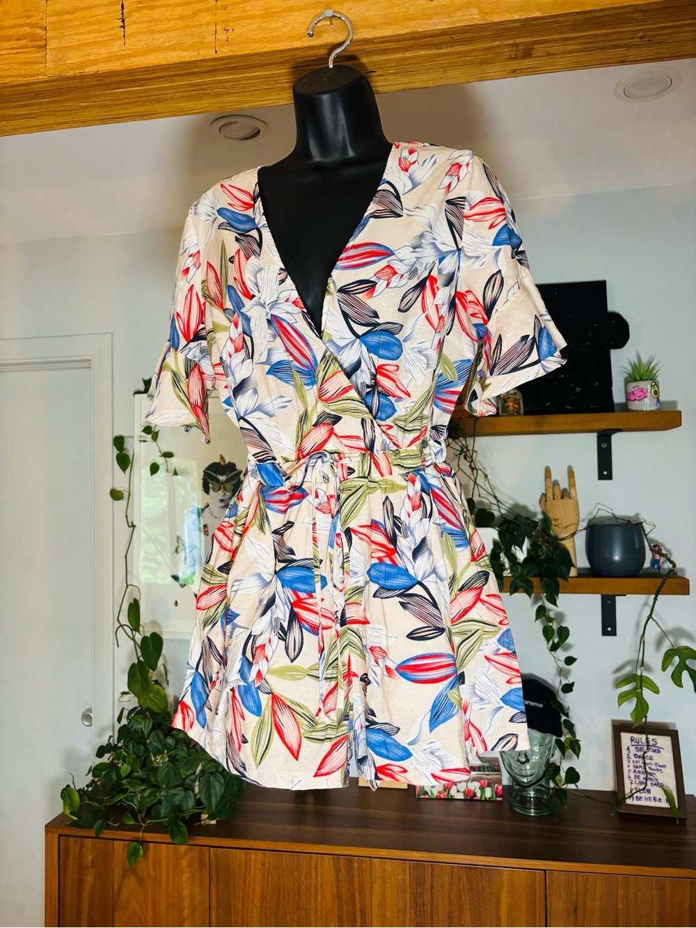 ✨ Deby Debo Tropical Floral Romper / One-Piece – Like New ✨